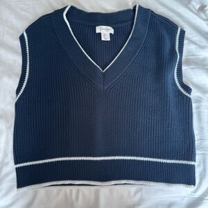Jessica Simpson Dark Blue sweater vest Knit Top white trim Large preppy